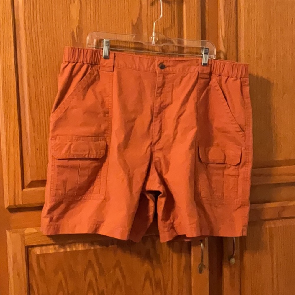 Gently used mens savane hiking shorts size 42
